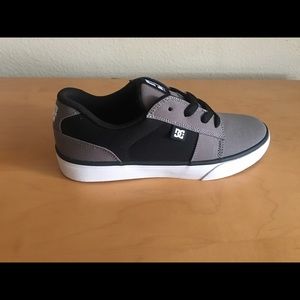 DC FYX  T X  ADBS300041